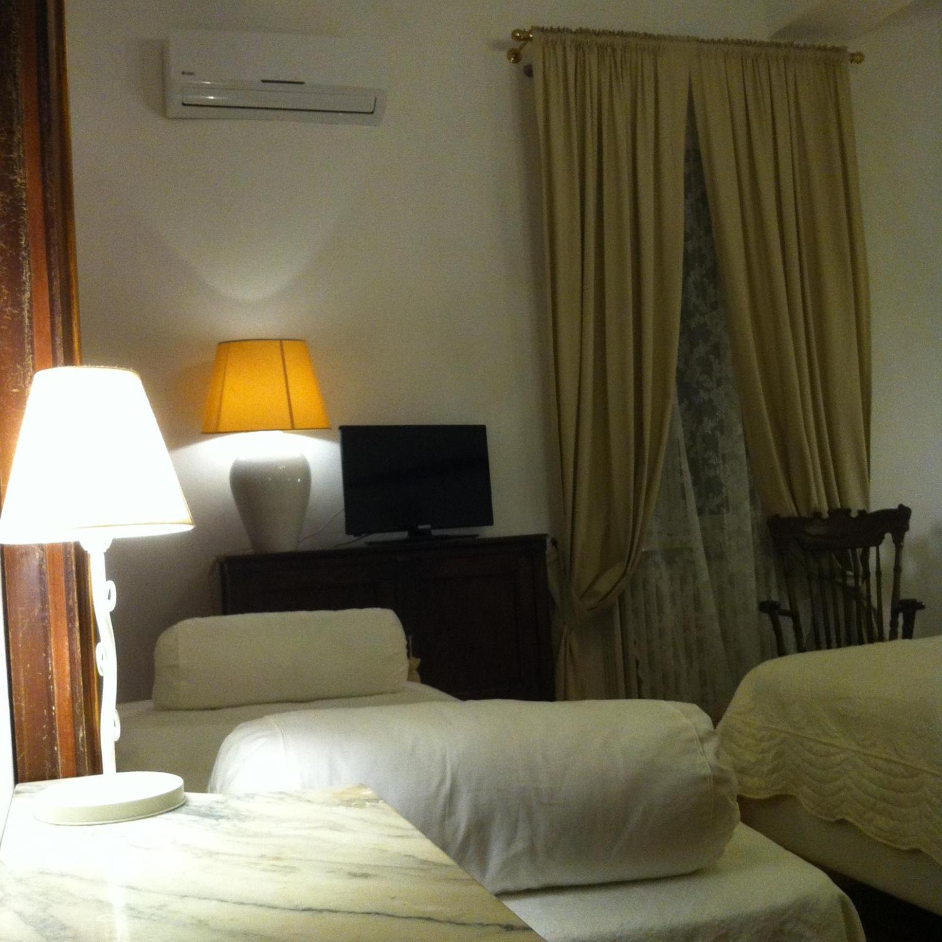 B&B La Fontanina เซียนา ภายนอก รูปภาพ